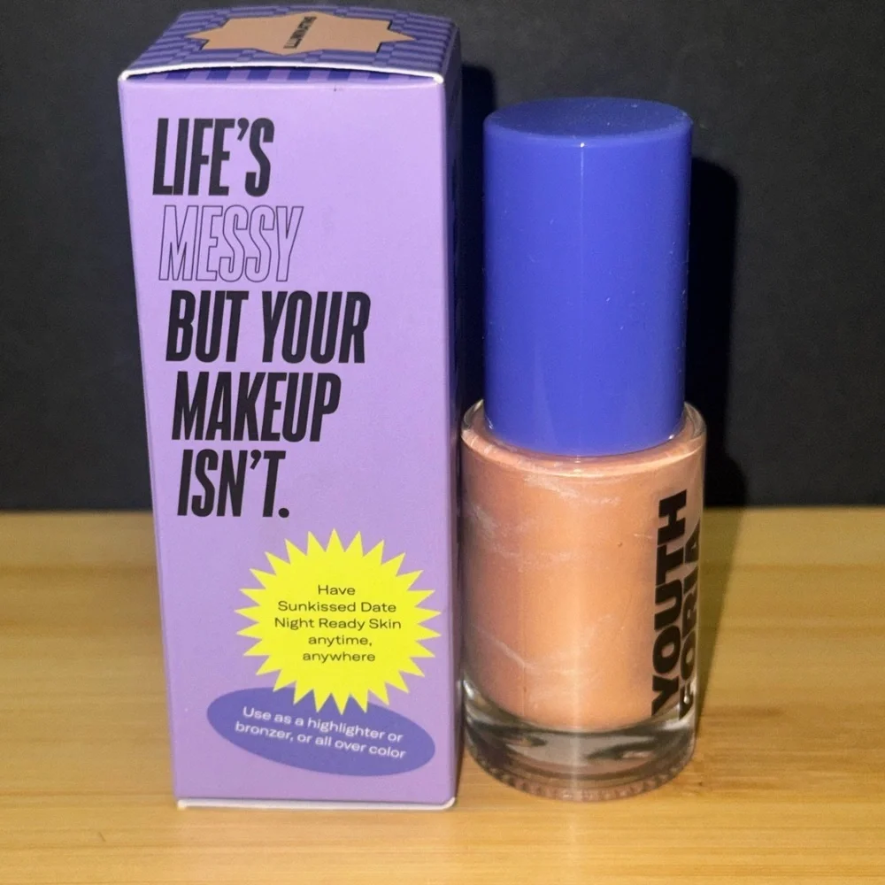 Sunkissed Liquid Skin Enhancer - Illuminating - Picture 4 of 4